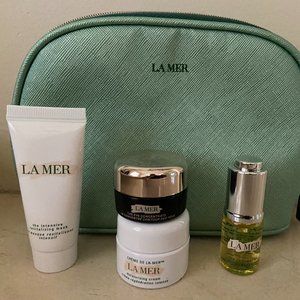 La Mer Sample Set with cosmetic bag.  New and unopened.